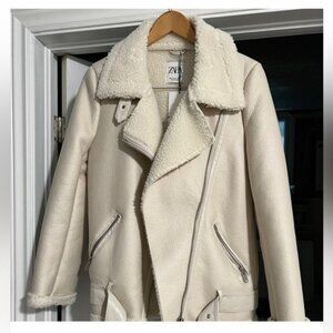 Zara Jacket​​​​​​​​​​​​​​